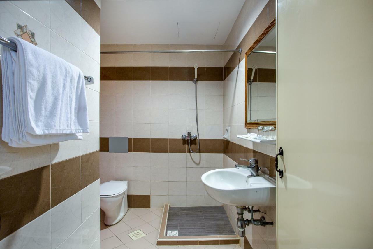Oyo 106 Beach Hotel Singapore Exteriör bild